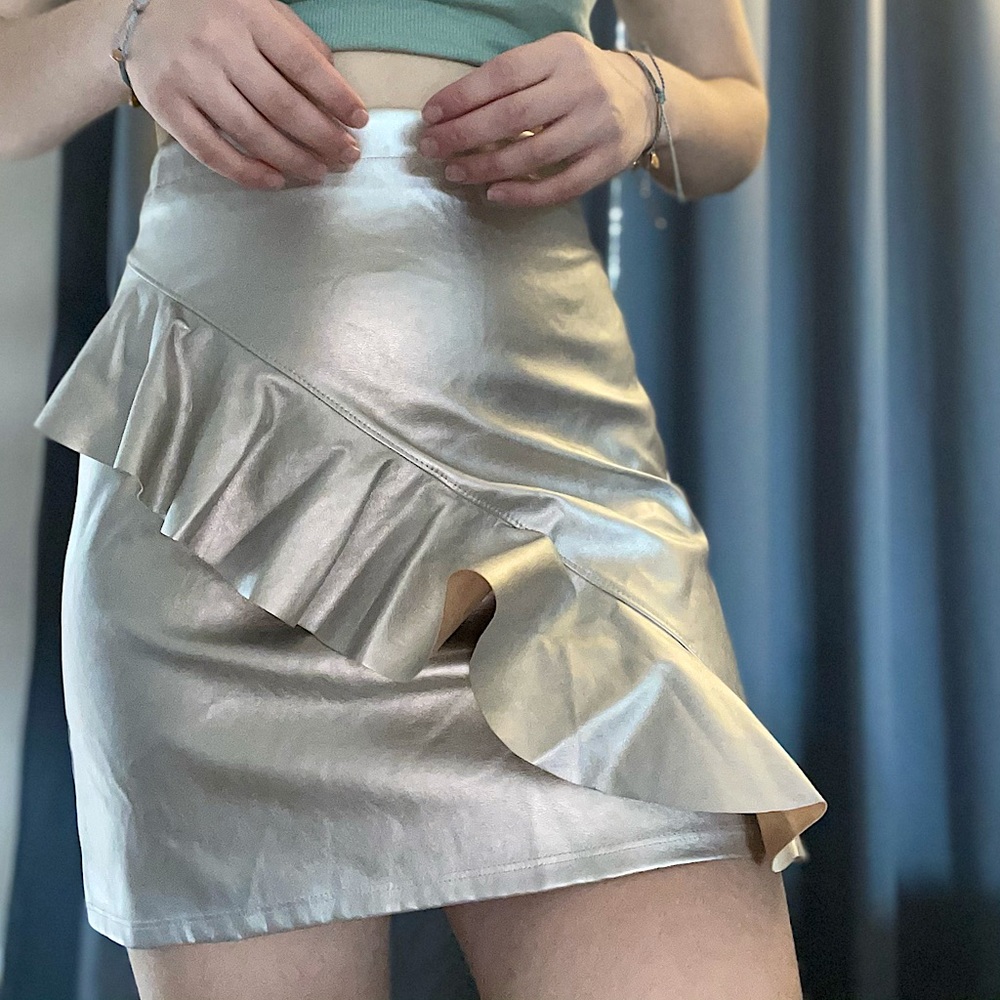 Silver pleather mini skirt